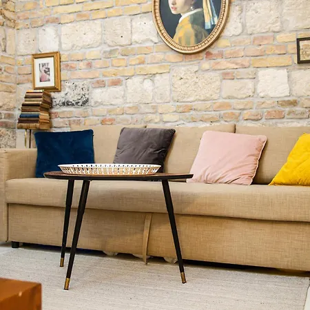 Writer's Place Downtown Flat Near Basilica And Opera With Ac Apartment